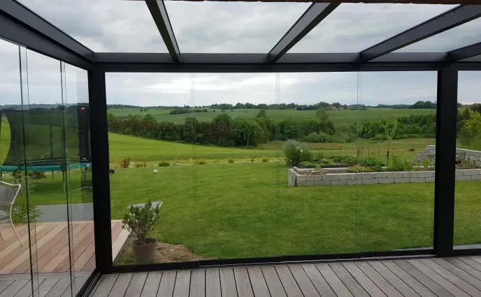overdækket terrasse indefra