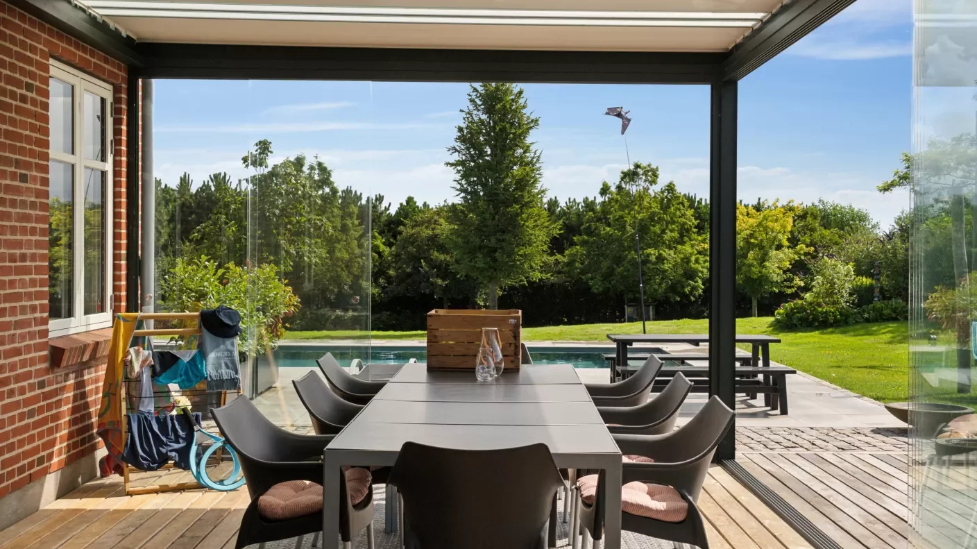 pavillon set indefra