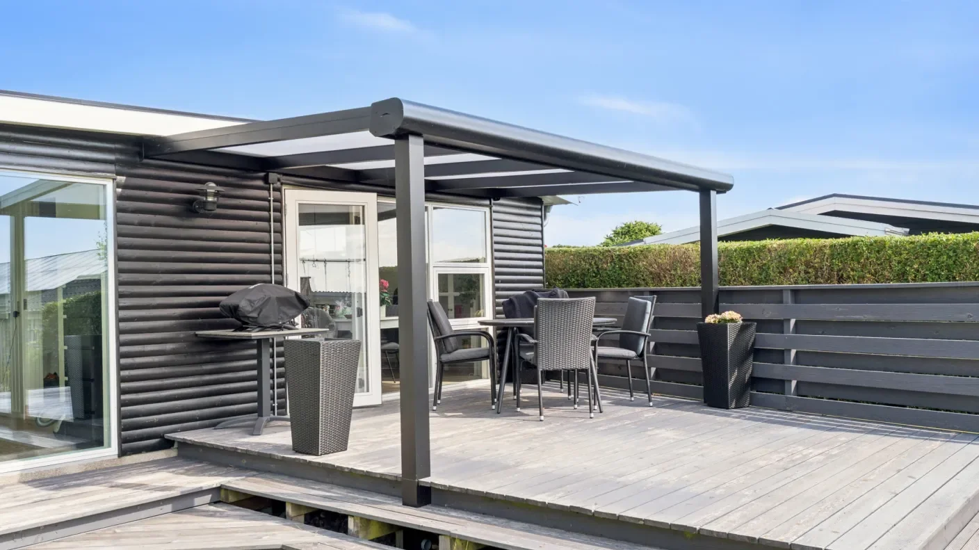 overdækket terrasse udefra