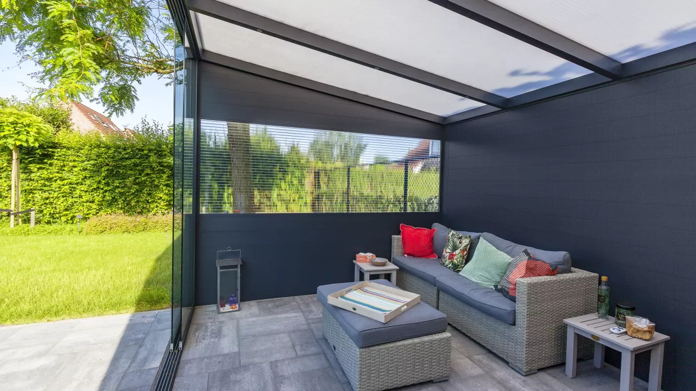 overdækket terrasse set indefra