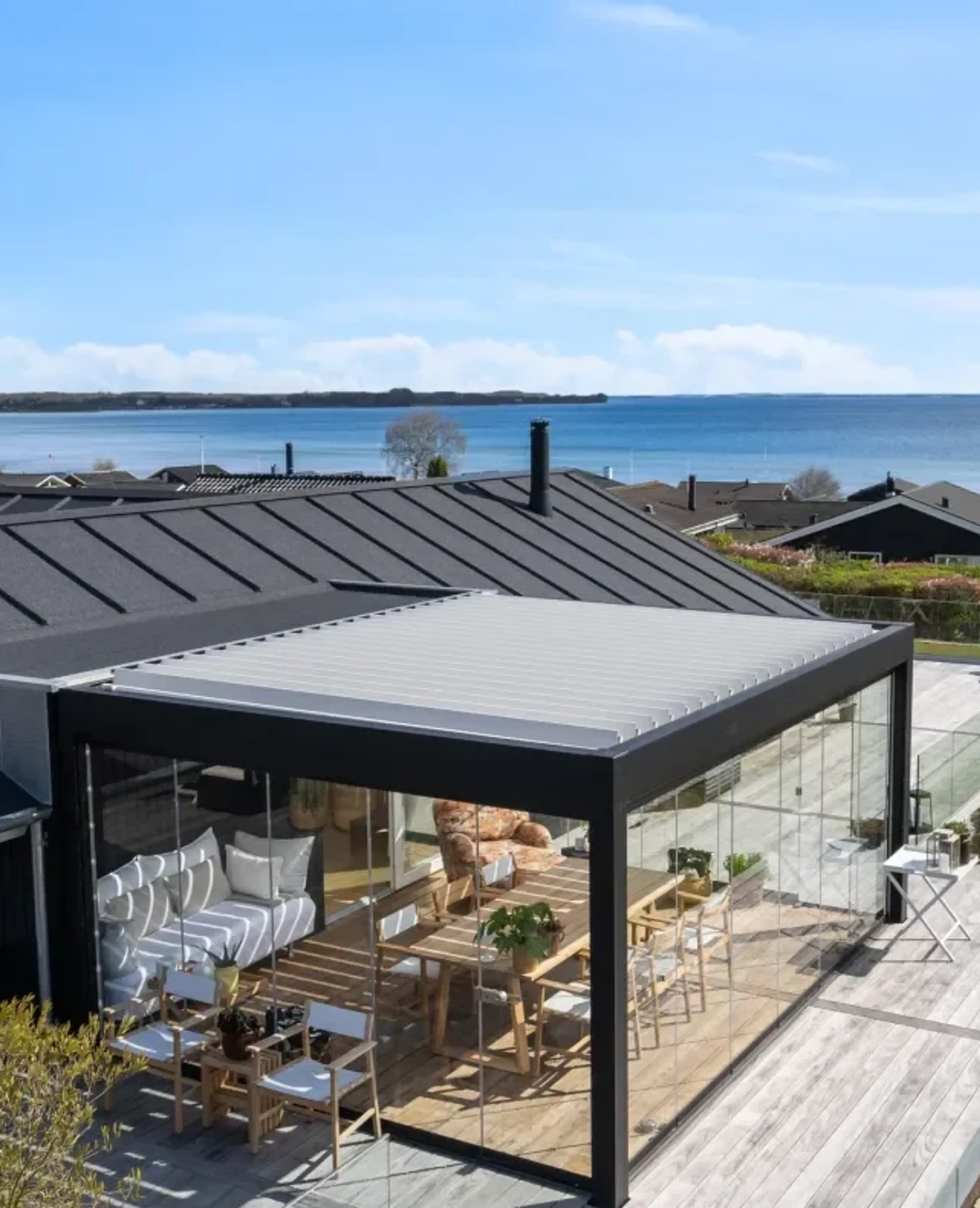 pavillon set oppe fra