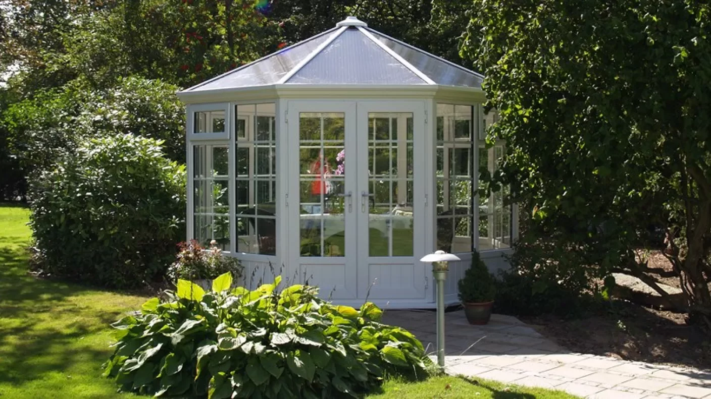 pavillon set forfra