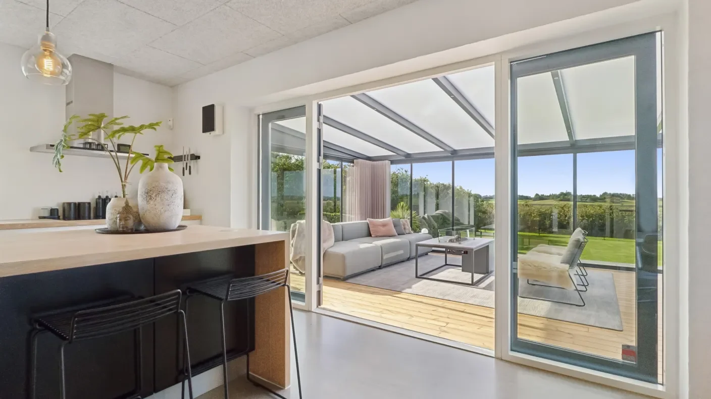 overdækket terrasse indefra